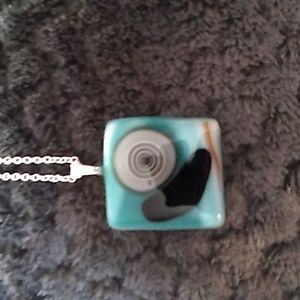 Glass pendant necklaces